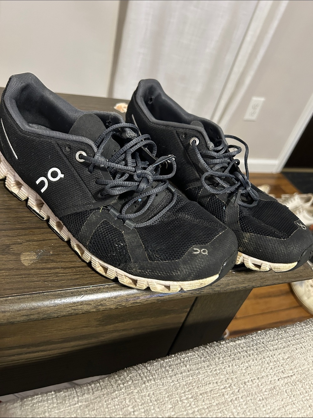 On Cloud Women's Athletic Running Shoes - Black